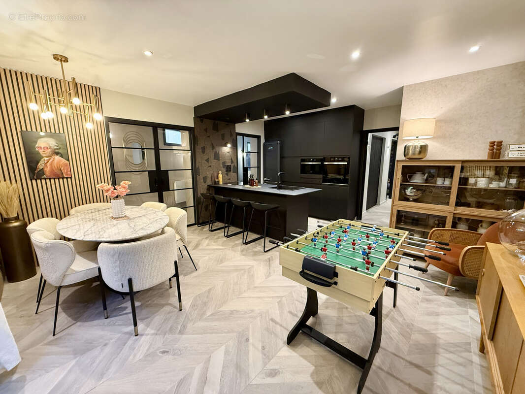 Maison à PRADES-LE-LEZ