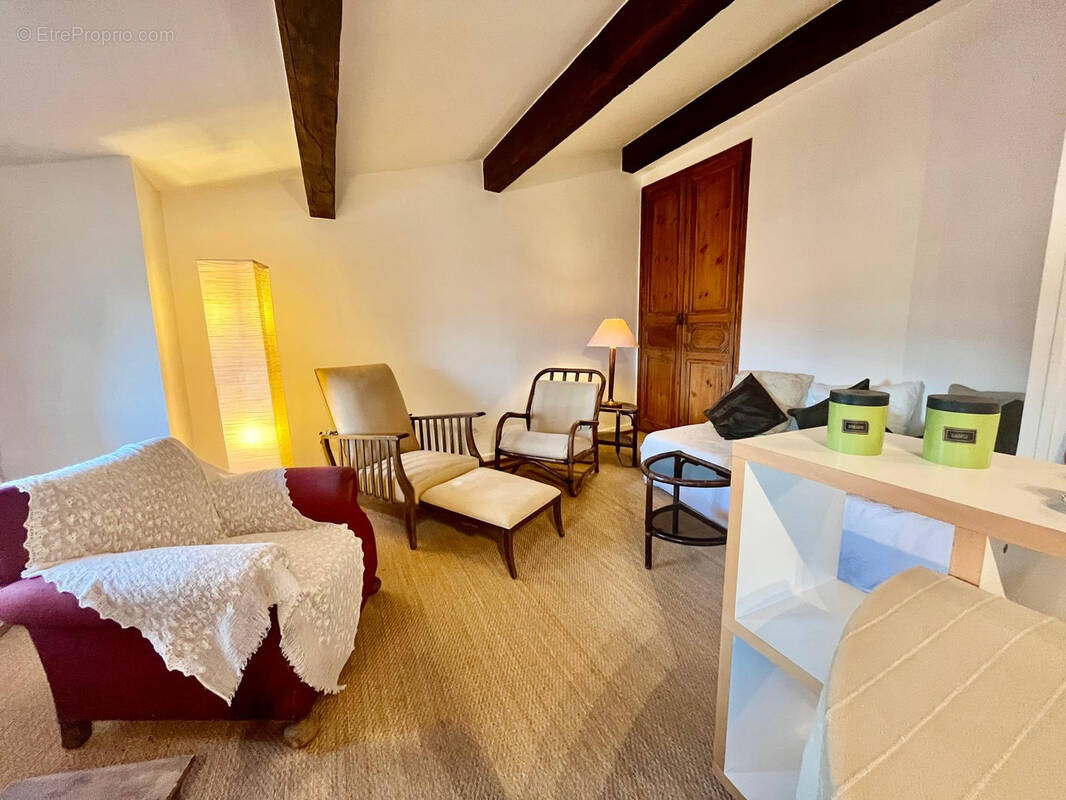 Appartement à HYERES