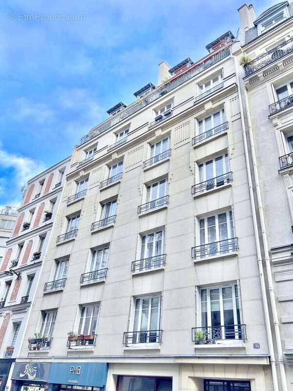 Photo 9 - Appartement à PARIS-17E