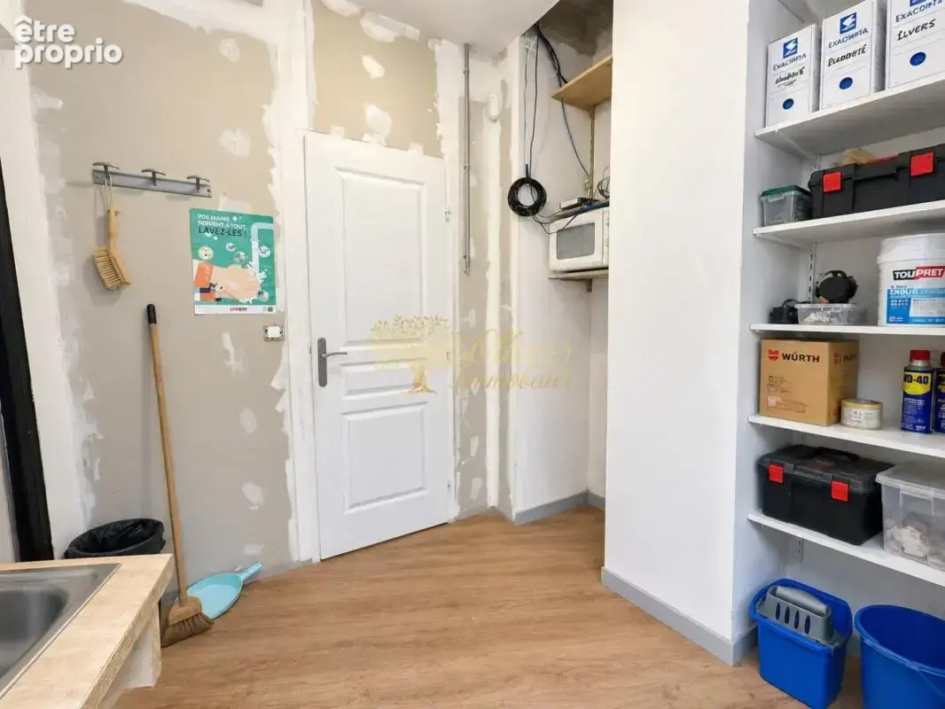 Local commercial avec garage et cour privative – Neuilly Plaisance - limite le Perreux sur Marne - photo 5