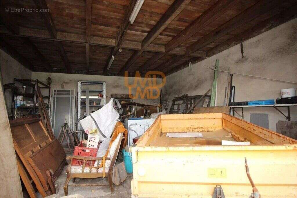 Batiment 100 m2 - photo 5