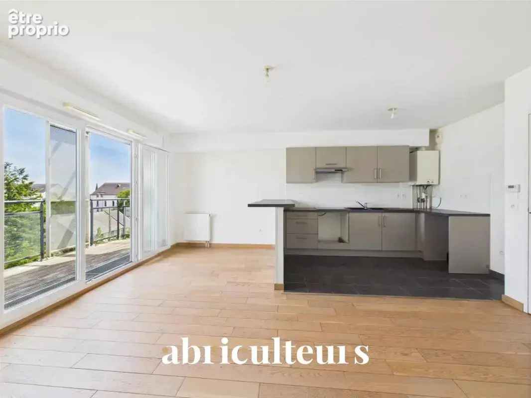 Appartement T3 moderne et lumineux à la vente à  Rue Théophile Guillou, Saint-Herblain (44800) - photo 3