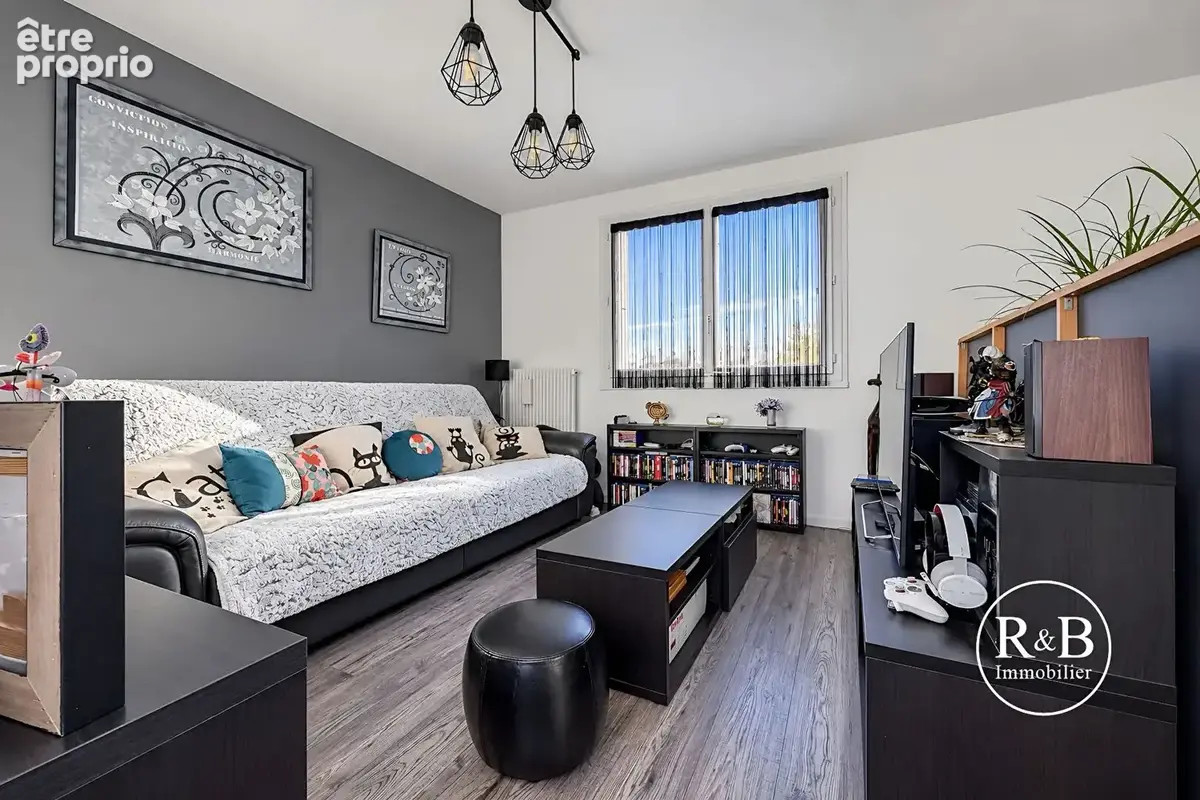 Appartement Les Clayes Sous Bois 5 pièce(s) 83 m2 - photo 3