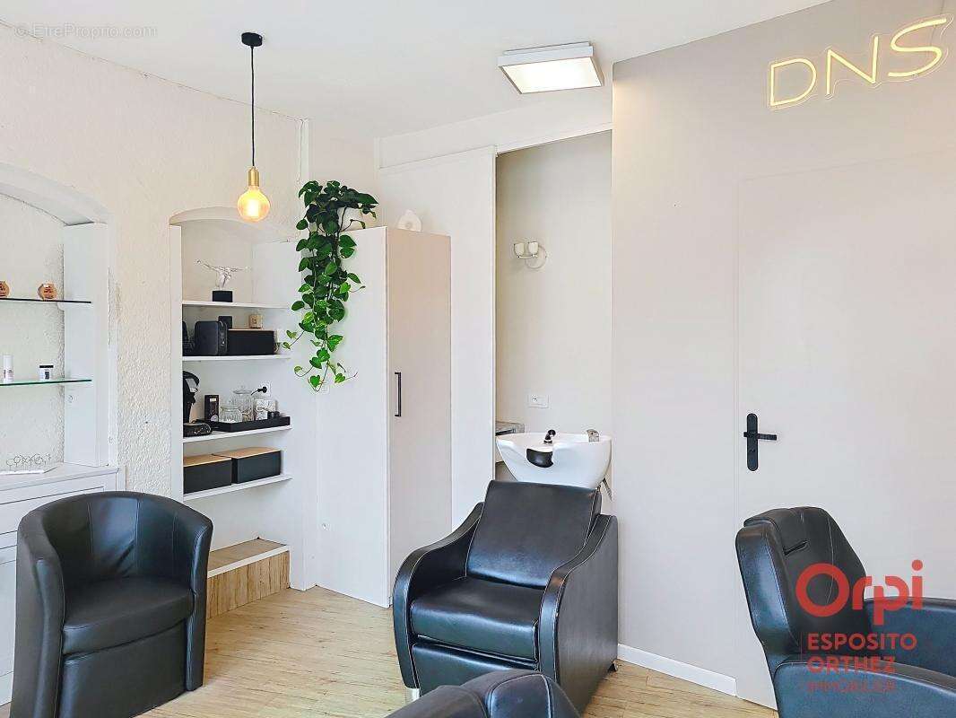 Bien Commercial À Vendre - photo 2