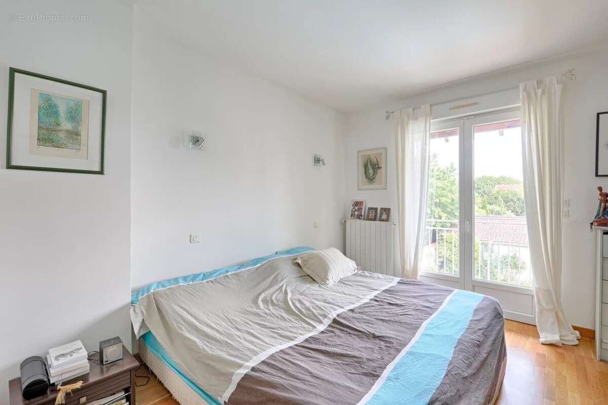 Maison à SAINT-MAUR-DES-FOSSES