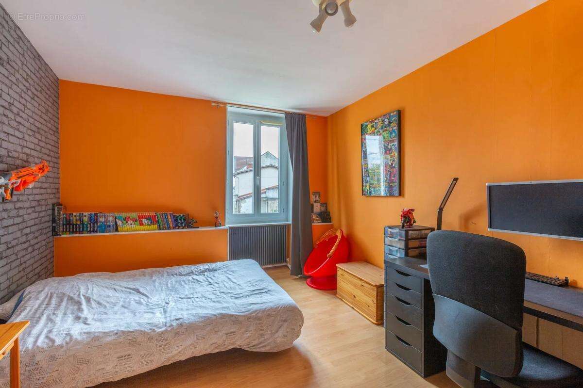 Appartement à GIVORS