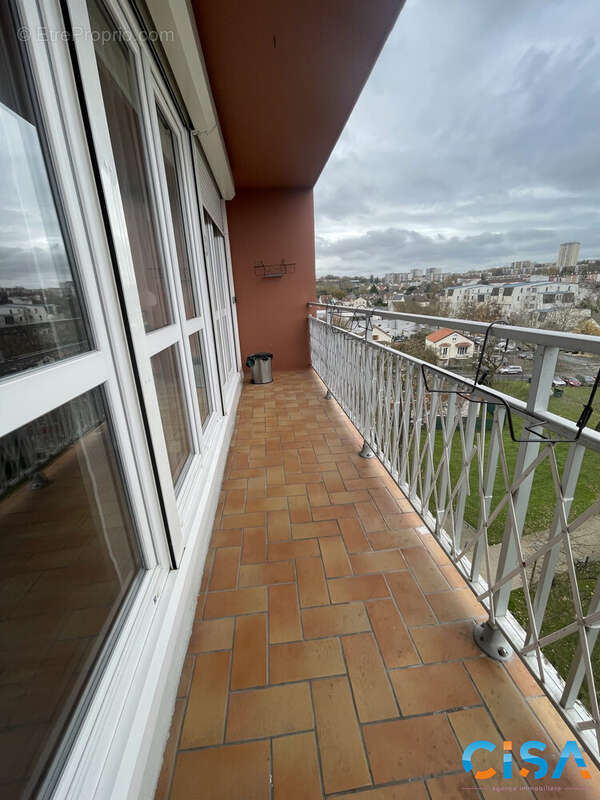 Appartement à MONTATAIRE