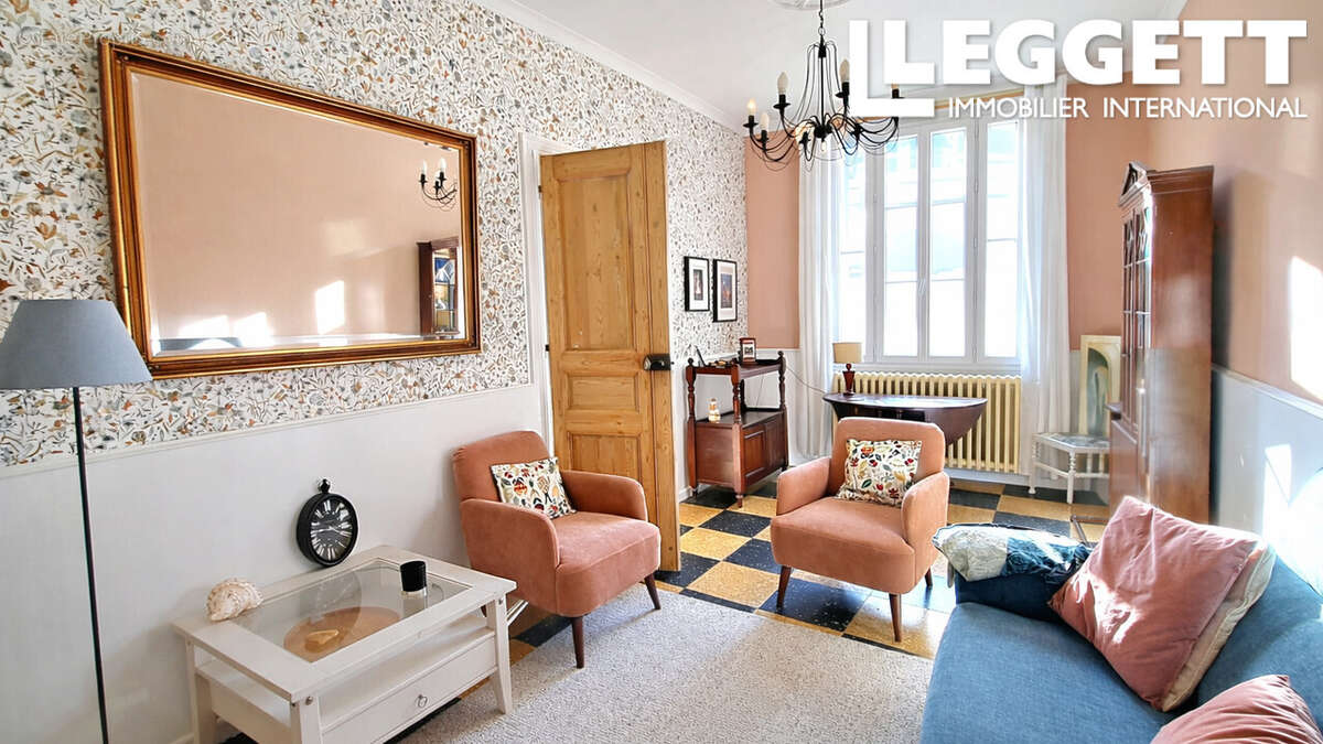 Maison à POUZOLLES