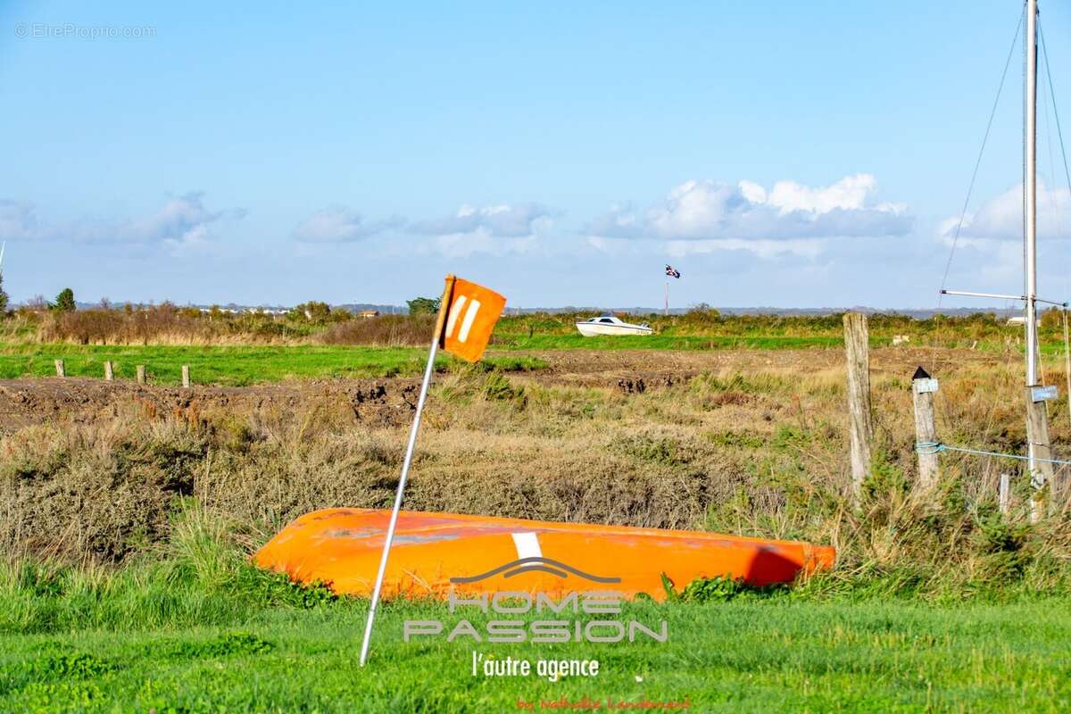 Maison à MORNAC-SUR-SEUDRE