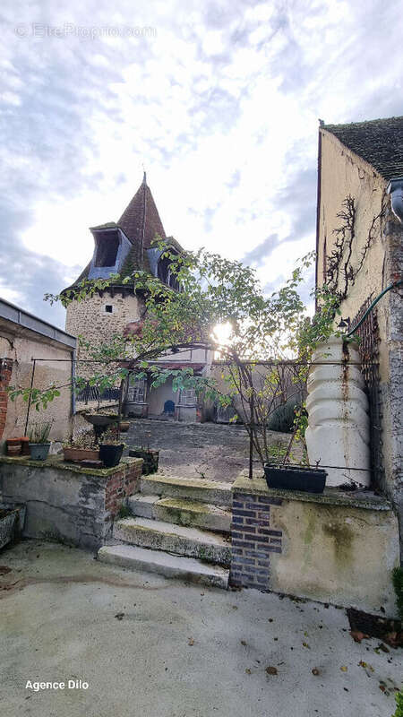 Maison à SAINT-FLORENTIN