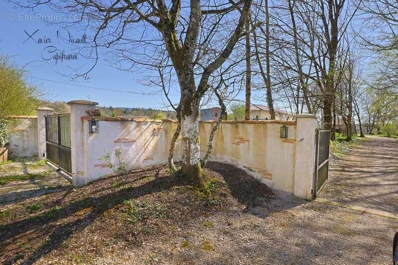 Maison à SAINT-AMOUR