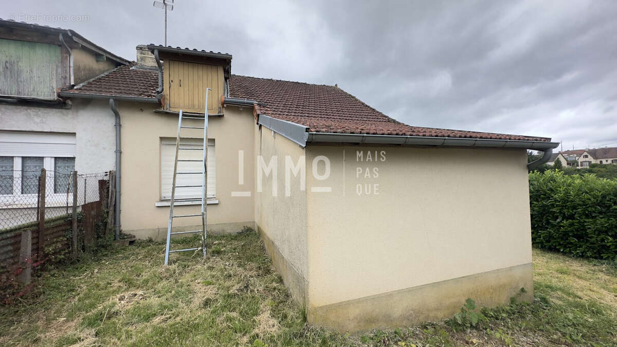 Maison 50 m² à Saint-Calais  - photo 5