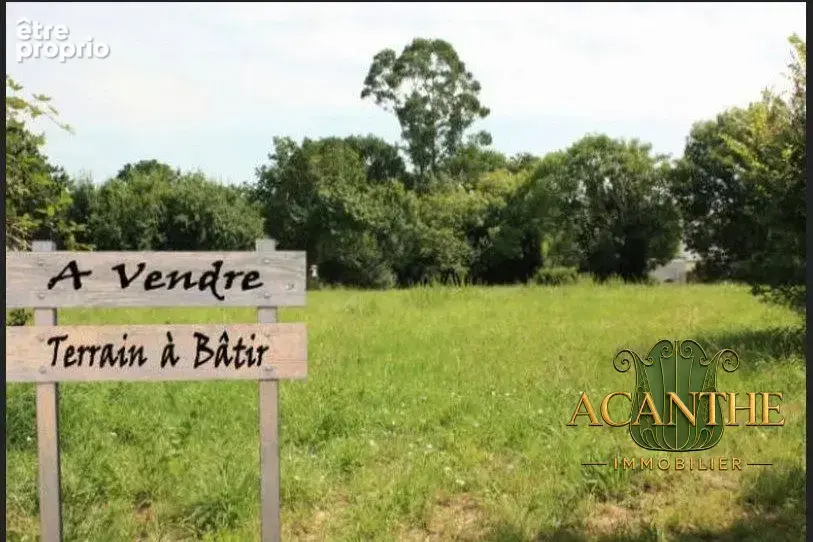 Terrain à ASSAS
