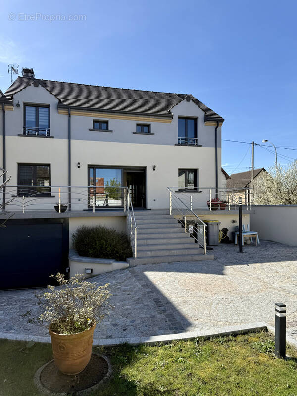 Maison à AULNAY-SOUS-BOIS