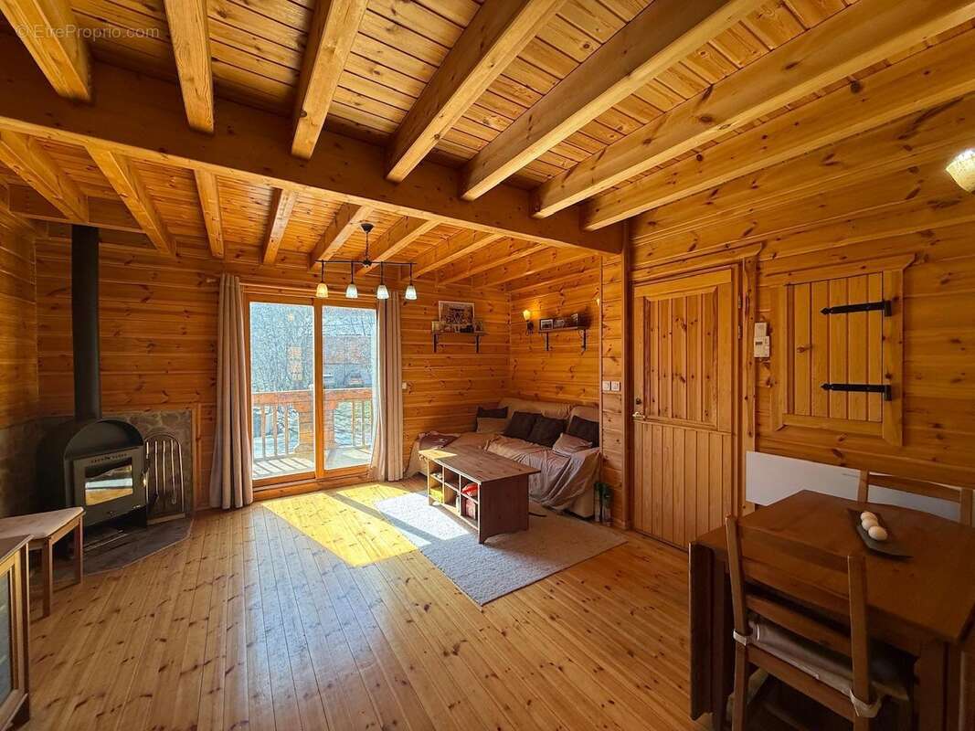   - Maison à L'HOSPITALET-PRES-L'ANDORRE
