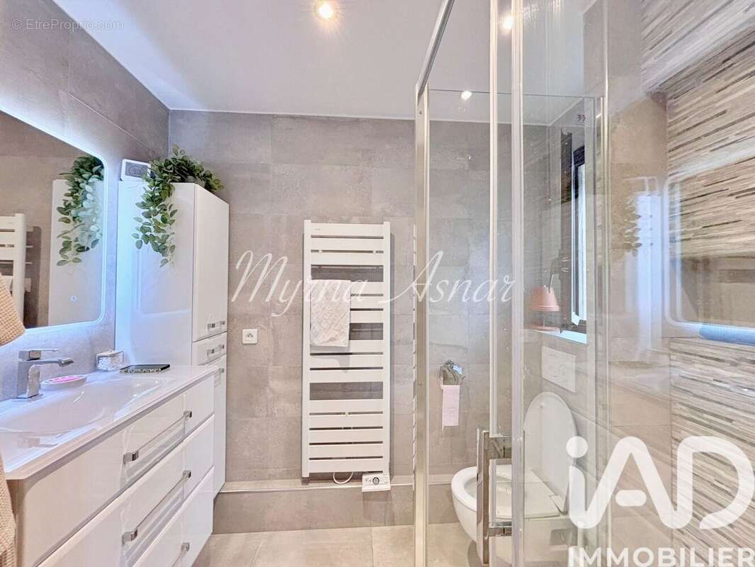 Photo 8 - Appartement à BOURG-LA-REINE