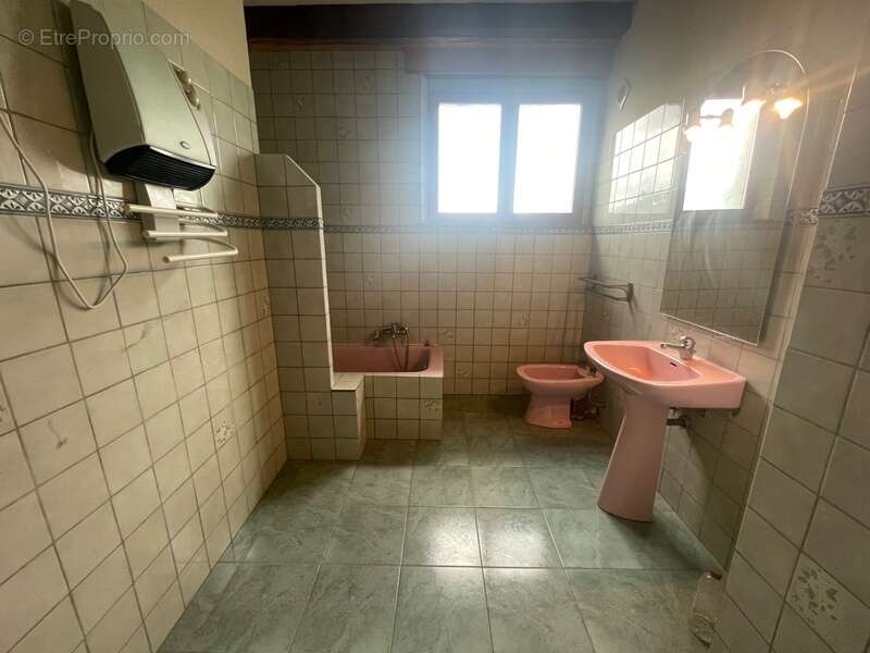 Appartement à SERGY