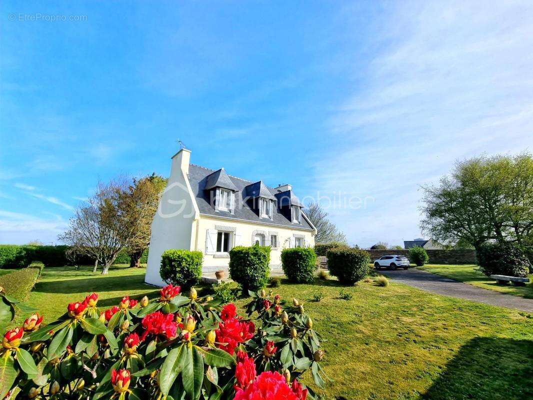 Maison à PLONEOUR-LANVERN