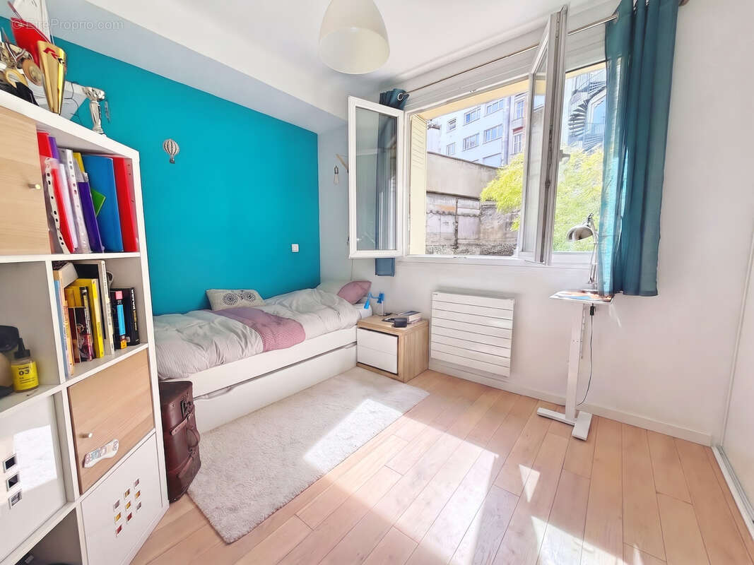 Appartement à PARIS-6E