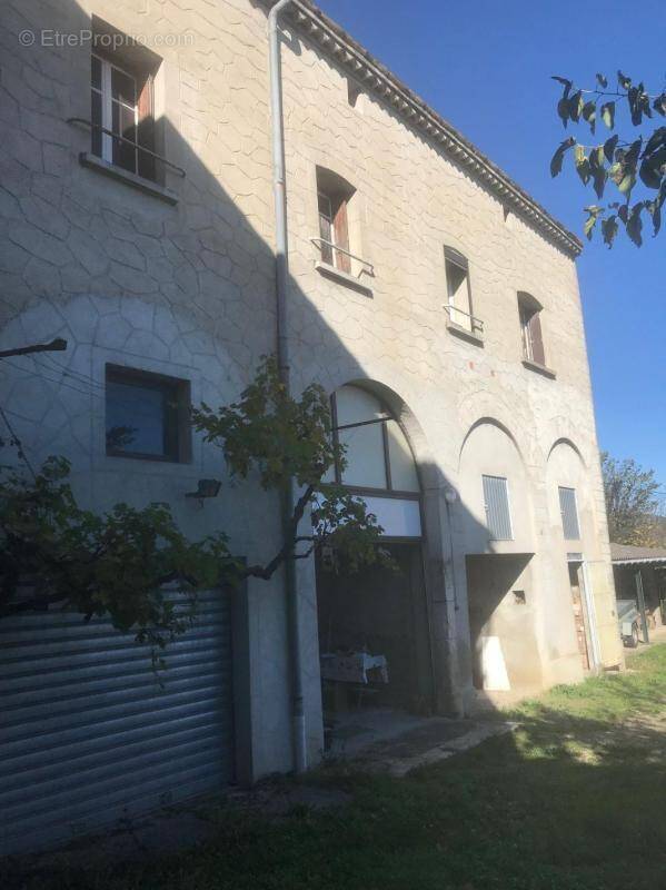 Maison à SAINT-VICTOR-DE-MALCAP