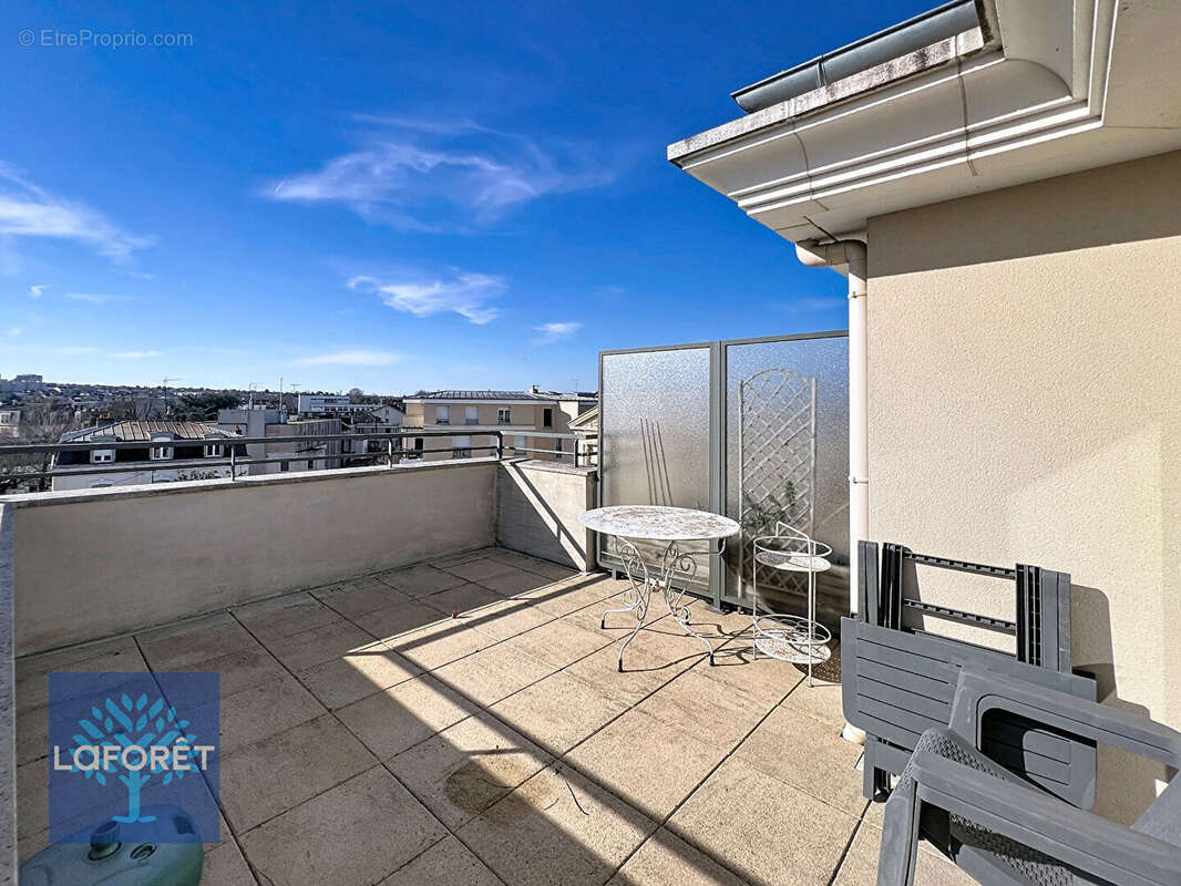 Appartement à CORBEIL-ESSONNES