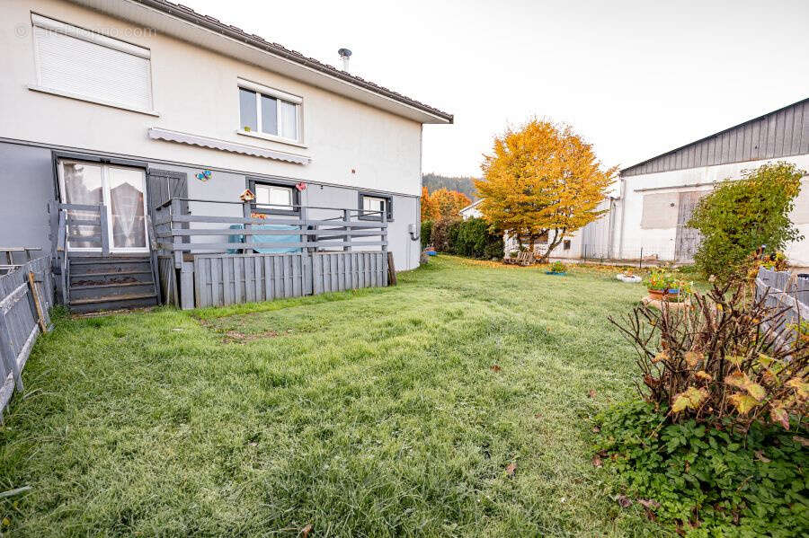 Appartement à GRANGES-NARBOZ