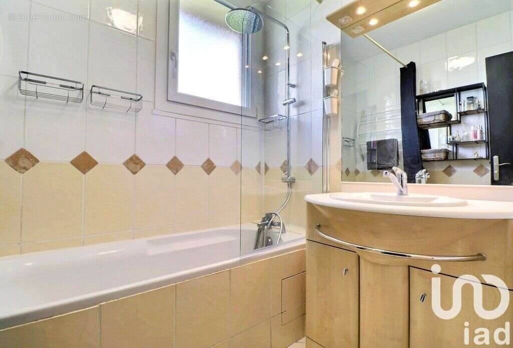 Photo 7 - Appartement à THORIGNY-SUR-MARNE