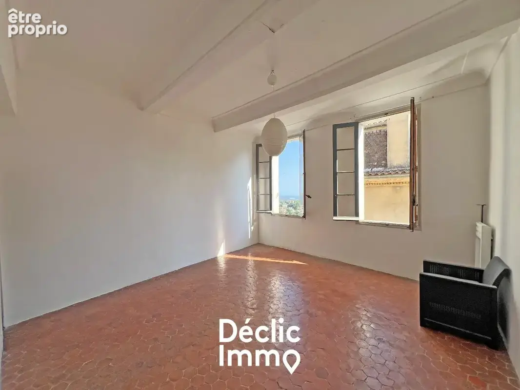 Maison de ville - 7 pieces avec local commercial - pas de charges - grasse - photo 6