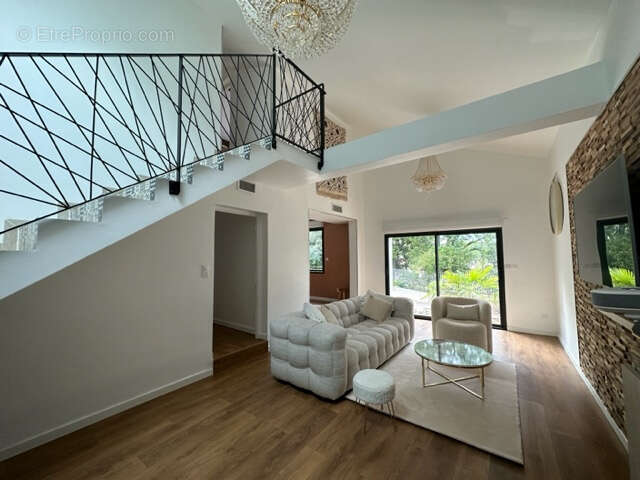 Maison à PRADES-LE-LEZ