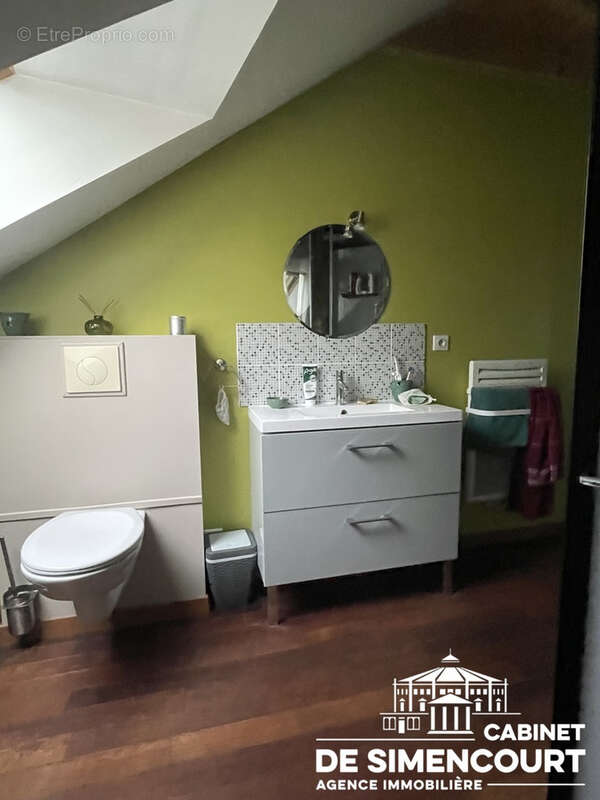 Maison à SAINS-EN-AMIENOIS