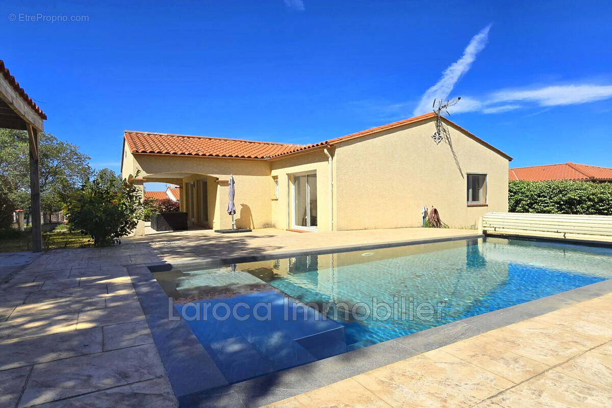 Maison à LAROQUE-DES-ALBERES