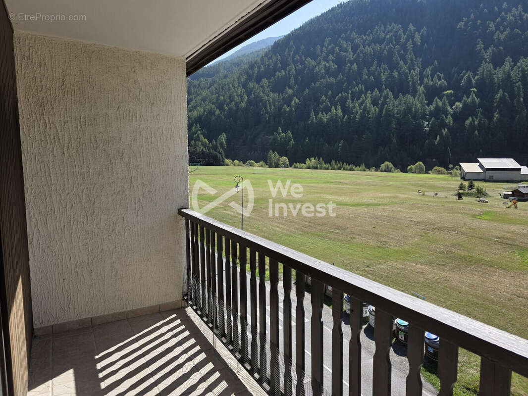 Appartement à AIGUILLES