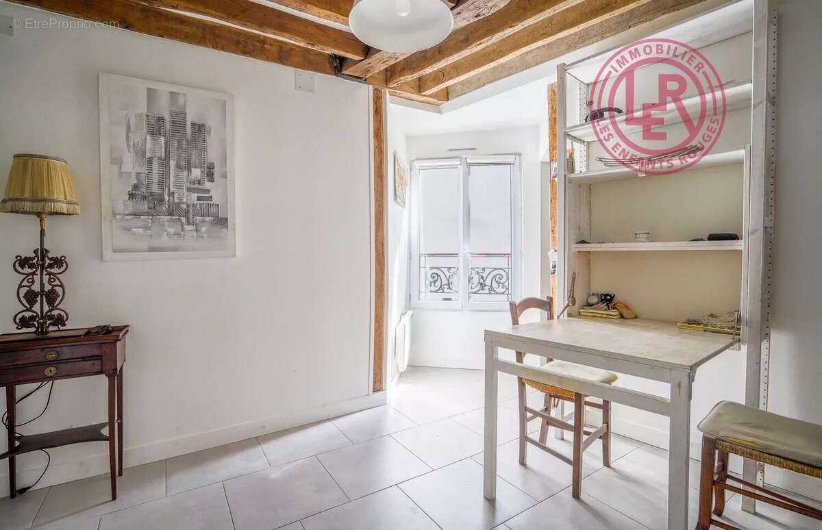 Appartement à PARIS-11E