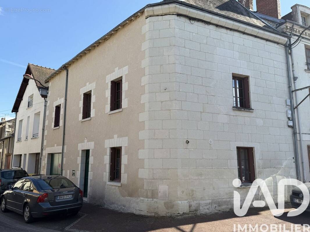 Photo 1 - Maison à CHATELLERAULT
