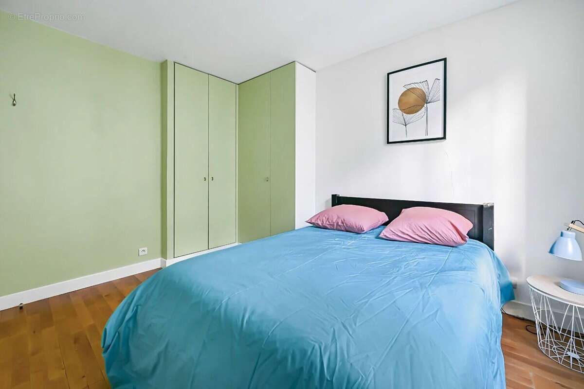 Appartement à PARIS-3E