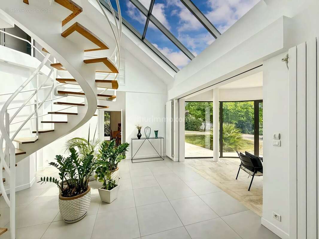 Maison à SOISY-SUR-SEINE