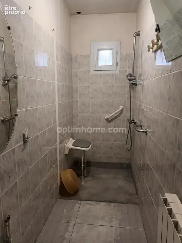 Petite maison mitoyenne de Plain-pied fonctionnelle 2 chambres avec potentiel - Emplacement privilégié à Blanquefort - photo 8