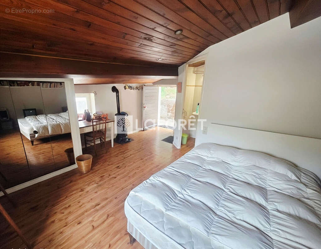 Maison Brussieu 8 pièce(s) 230 m² - photo 16