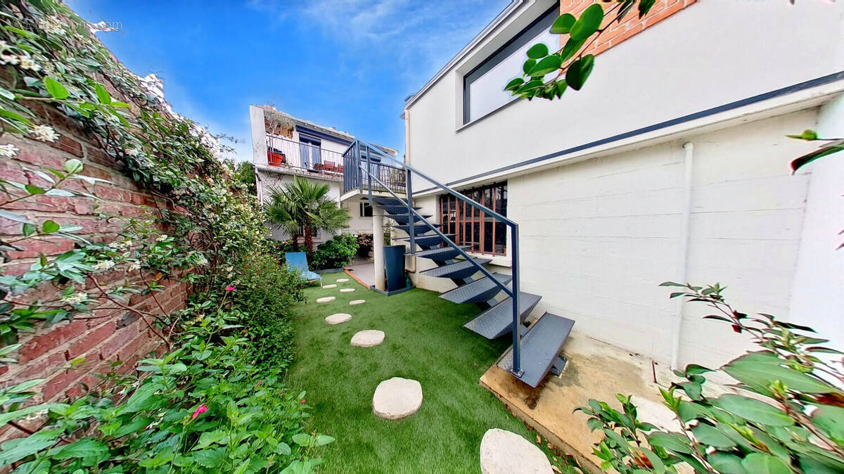 Maison à MAISONS-ALFORT