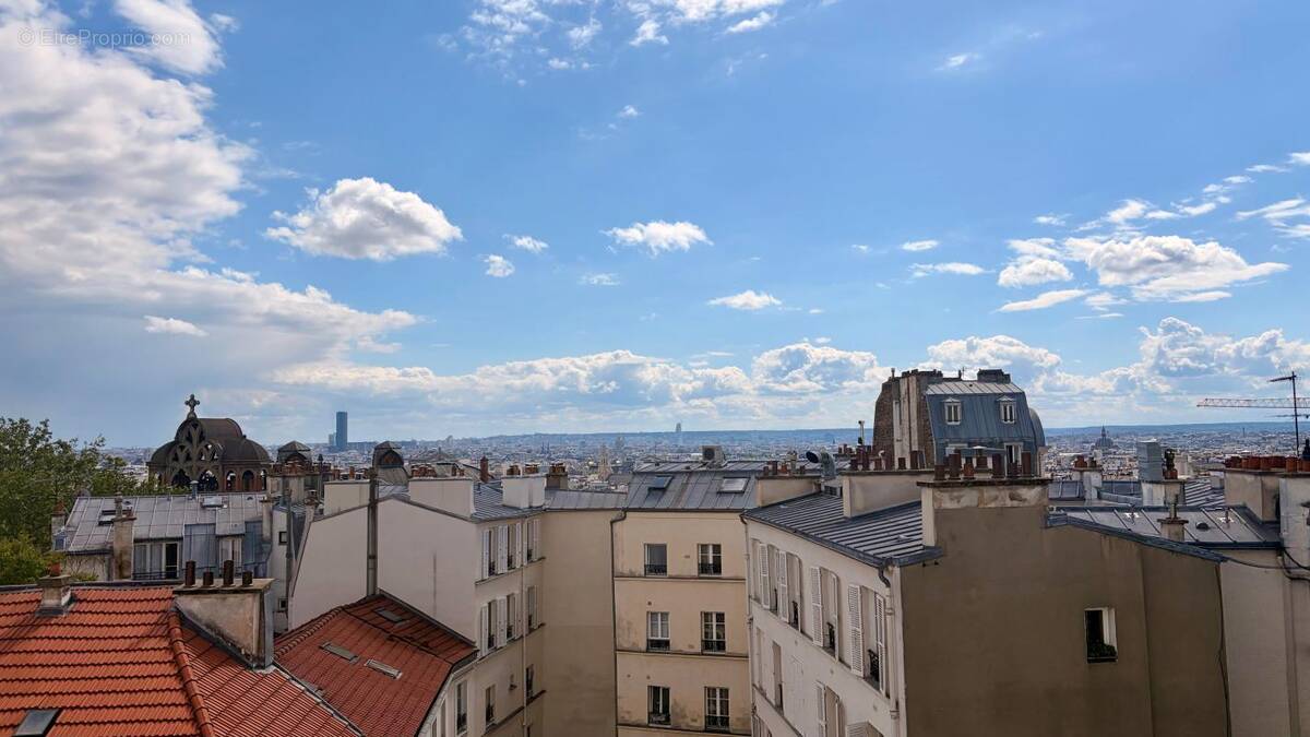 Appartement à PARIS-18E