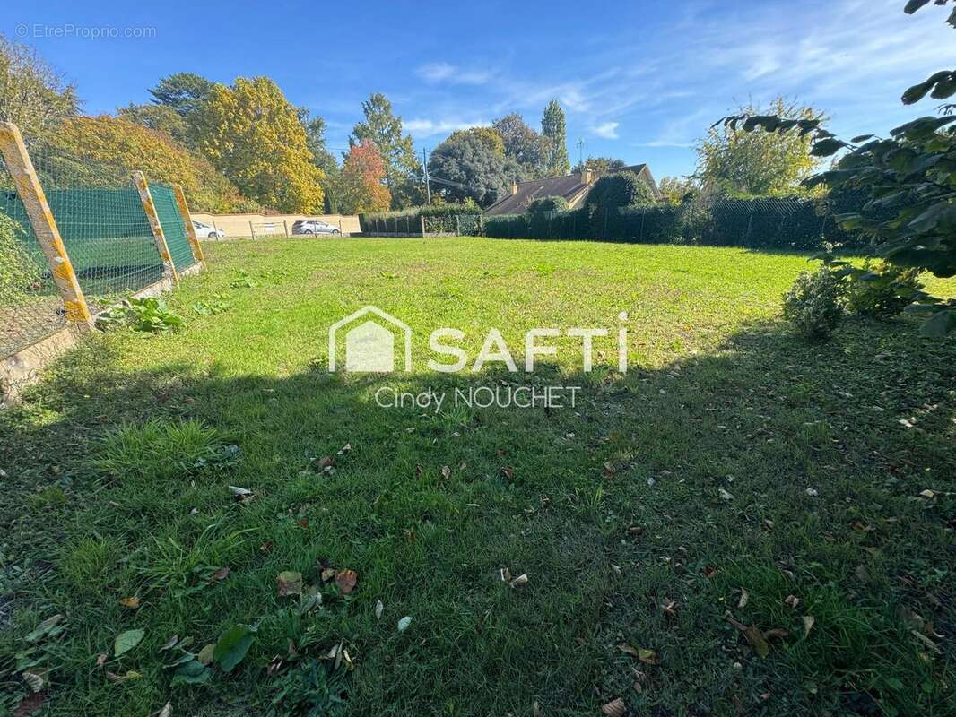 Photo 5 - Terrain à LA CHAPELLE-D'ALIGNE