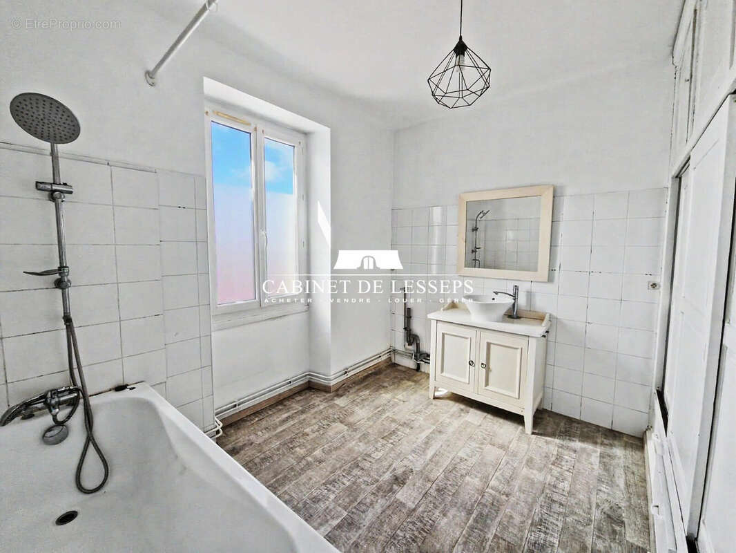 Appartement 121 m² à Saint-Vincent-De-Tyrosse  - photo 6