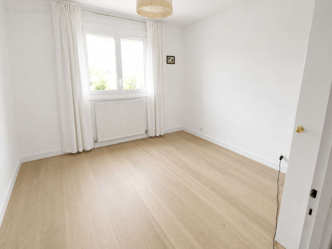 A VENDRE Maison 3 pièces 70m2 - photo 5