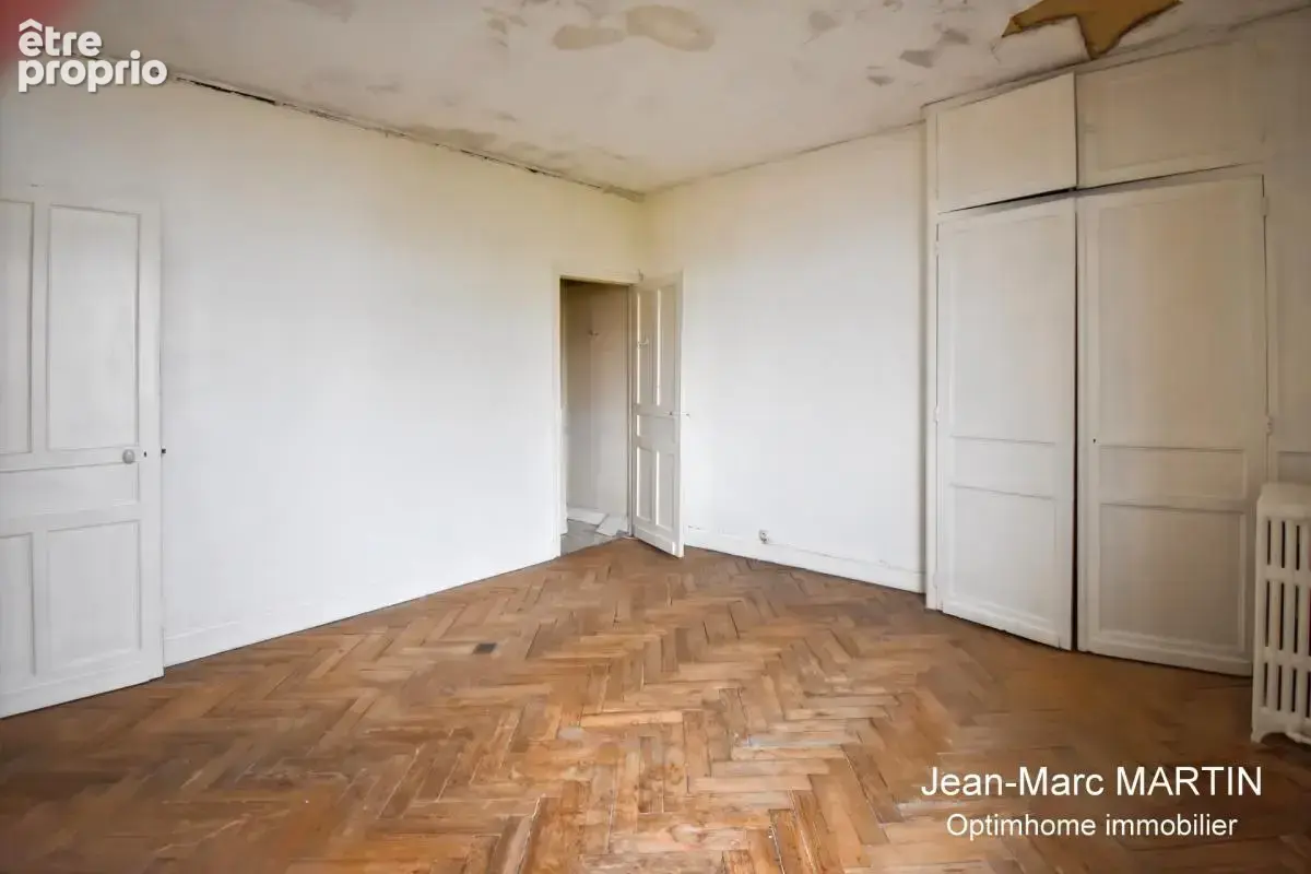Proche du parc Barbieux, appartement lumineux de 91,74 m² à rénover à 3 min du métro – Roubaix - photo 13