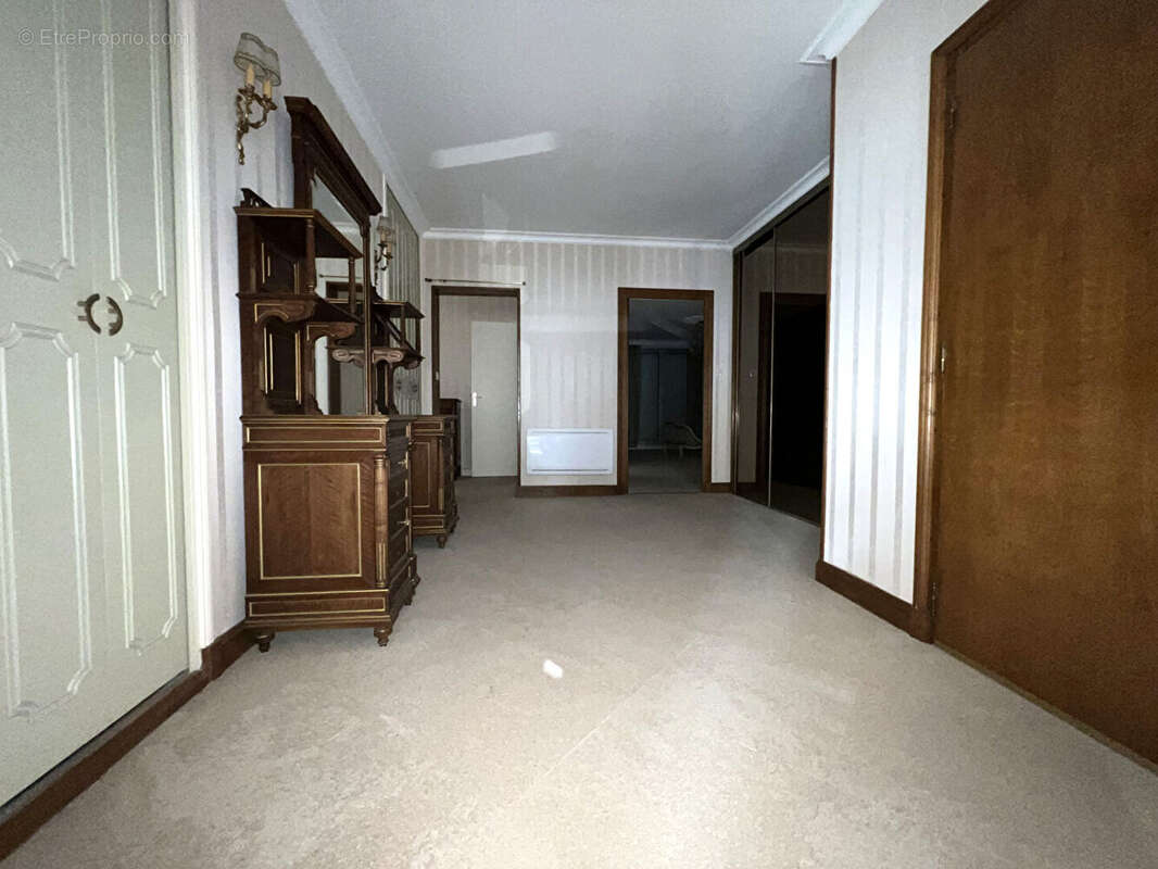 Superbe Appartement de 158 m² au Coeur de Paray le Monial - photo 8