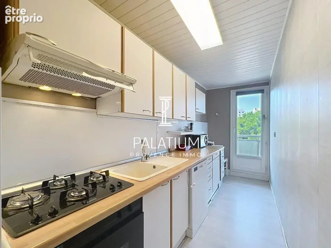 Appartement T3 de 70 m² – Marseille 13e, lumineux et fonctionnel - photo 6