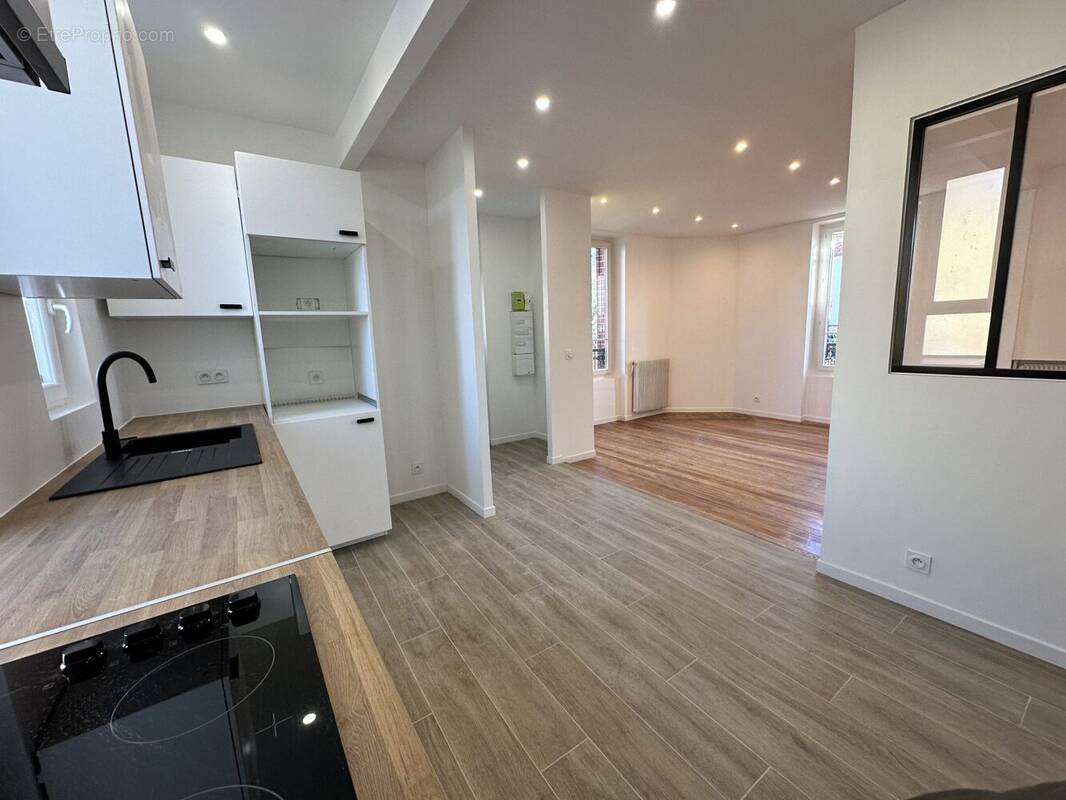 Maison à CHOISY-LE-ROI