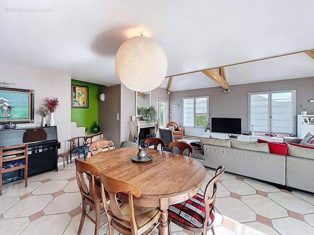 Maison de plain-pied 4 chambres et 1 bureau sur sous-sol total - photo 2