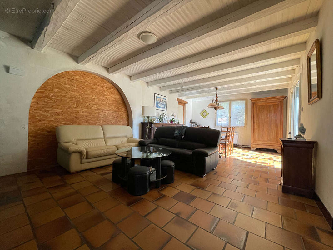 Maison à LA BREE-LES-BAINS