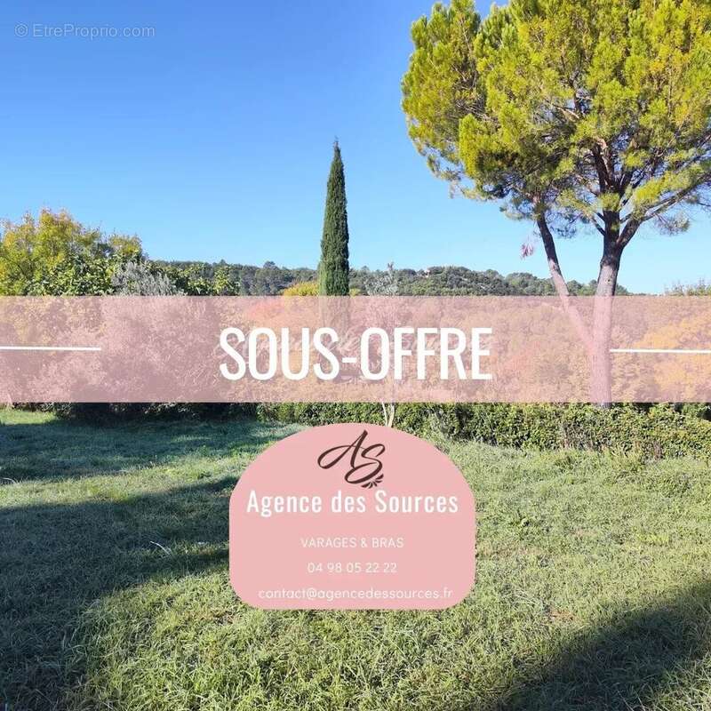 Terrain à VARAGES